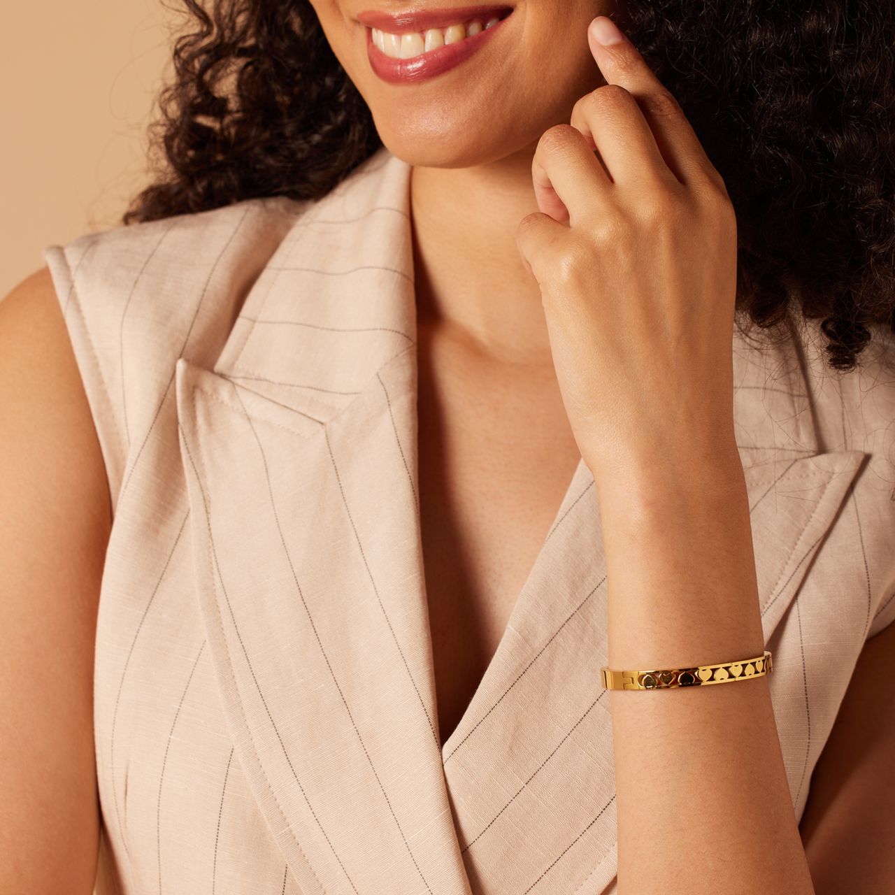 Guess stalen goldplated bangle met kristal voor dames