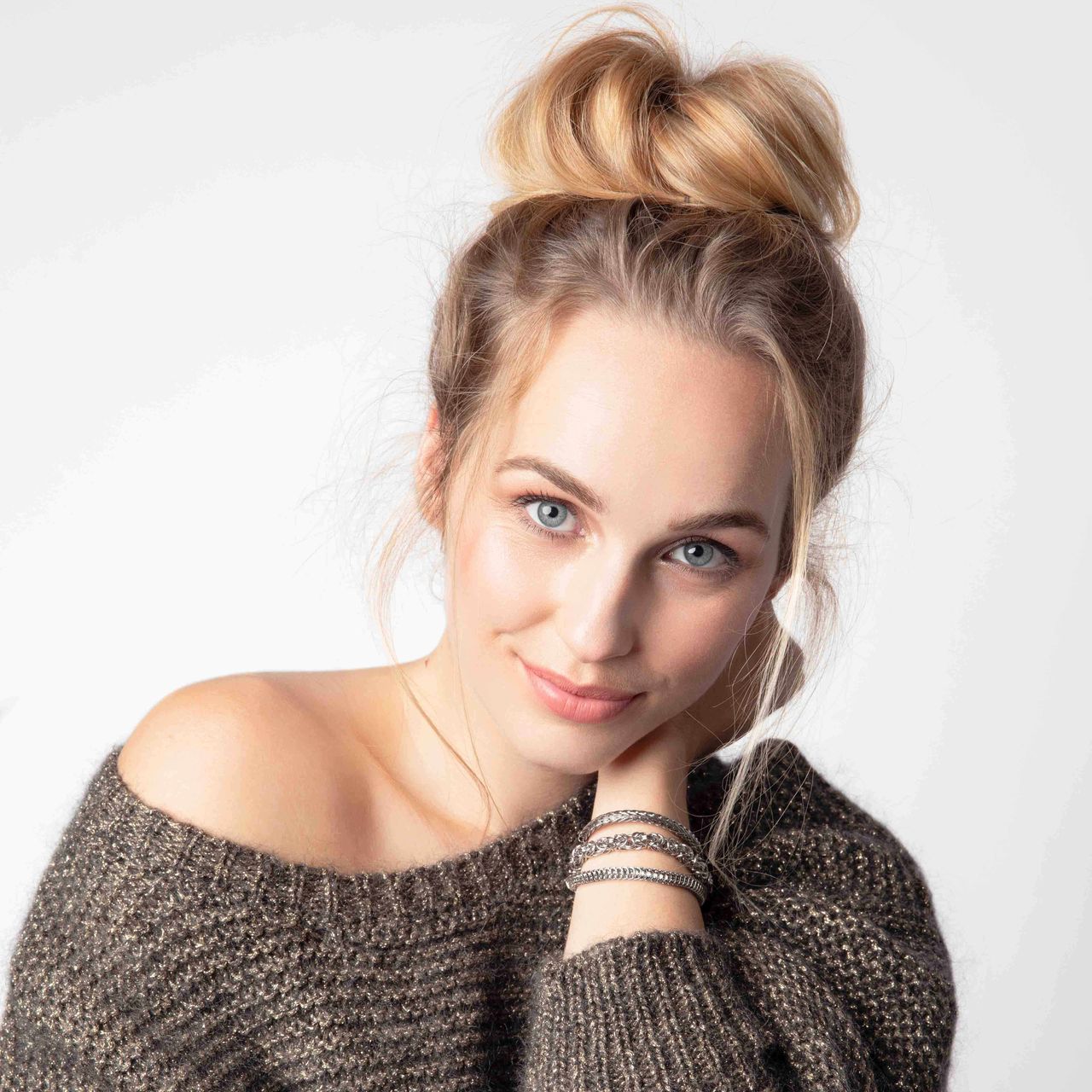 Stainless steel armband schakel