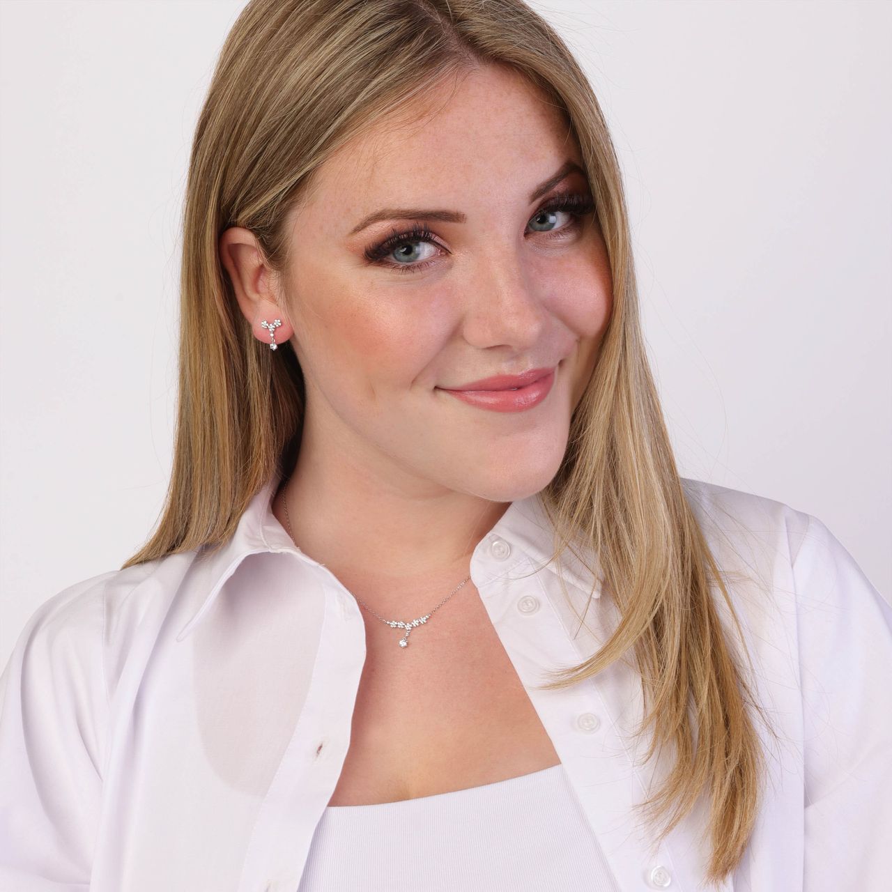 Kette und Anhänger aus 925 Silber mit Blumen und Zirkonia