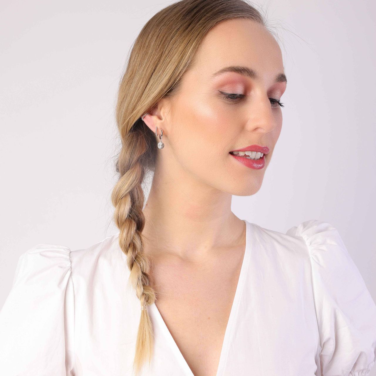Zilveren earcuff bolletjes