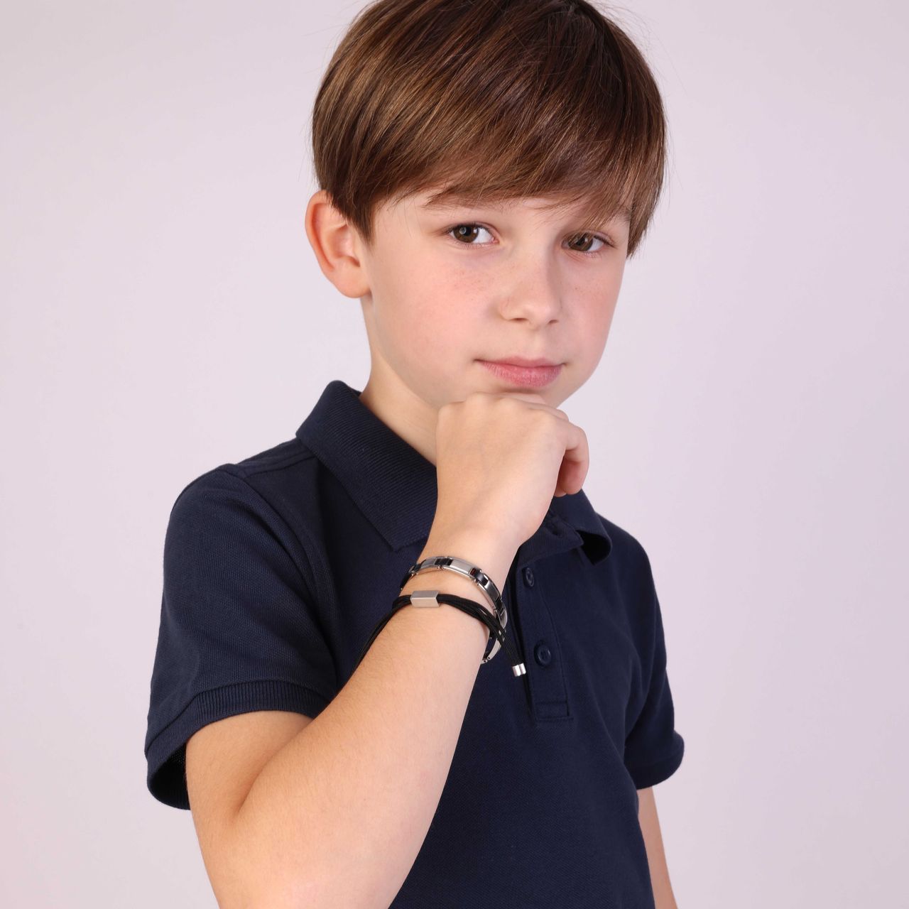Jungen-Gravurarmband, Edelstahl, schwarze Schnur