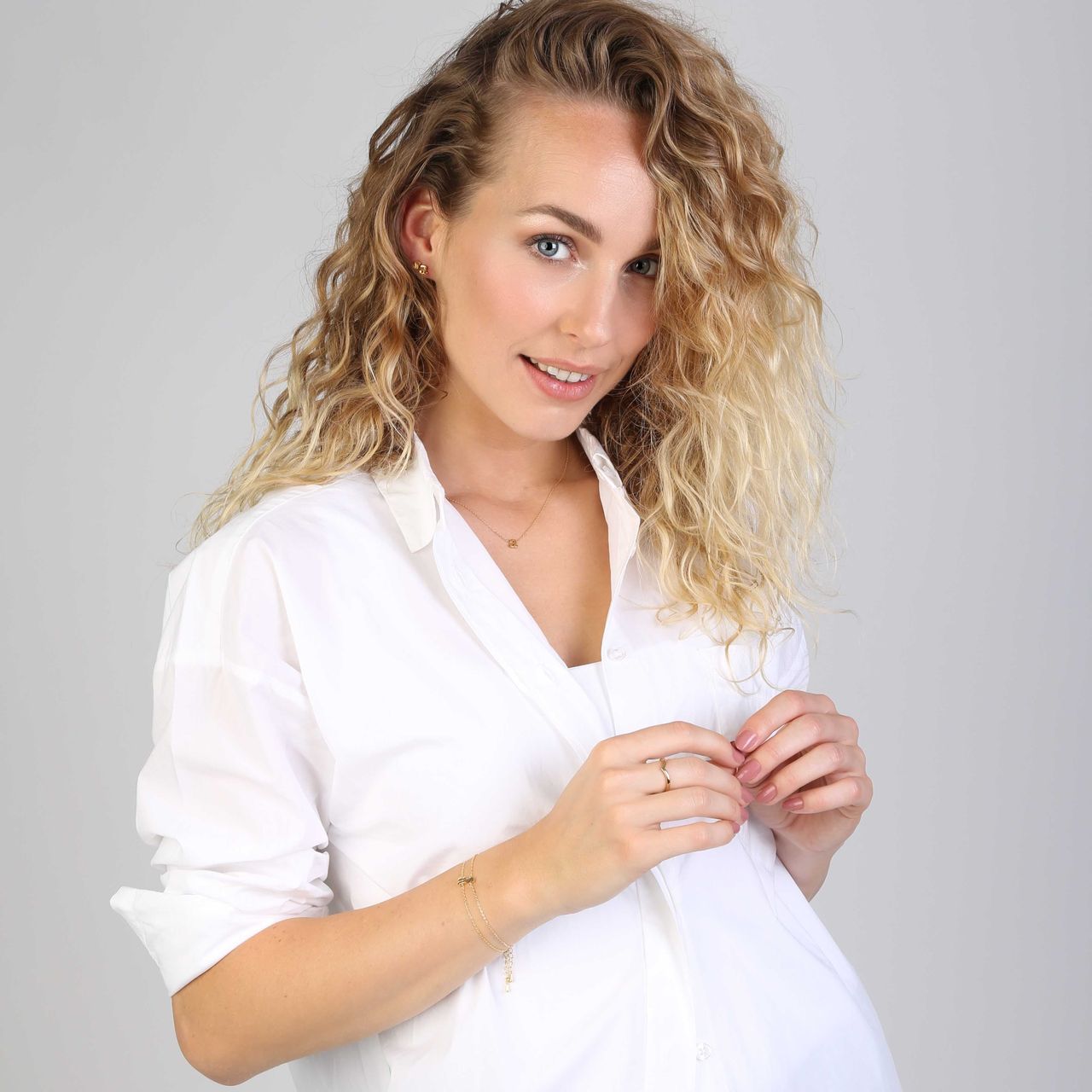 Goldplated ring v-vorm