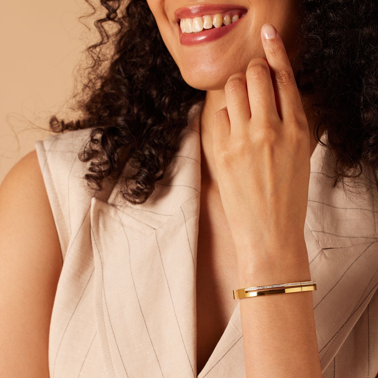Stalen goldplated bangle met kristal voor dames