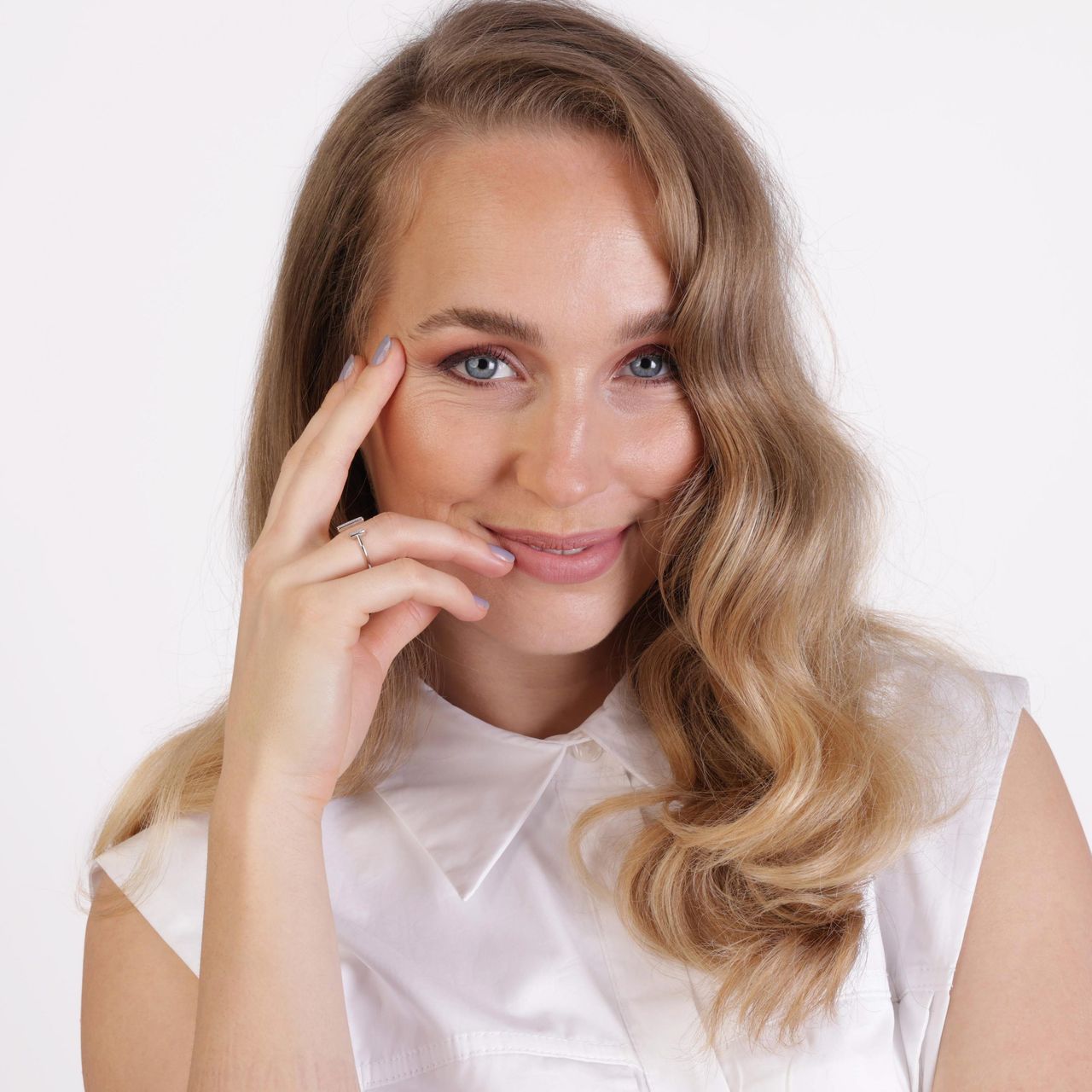 Zilveren ring bar met zirkonia