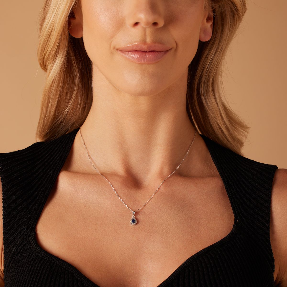 Zilveren ketting&hanger druppel blauwe zirkonia voor dames