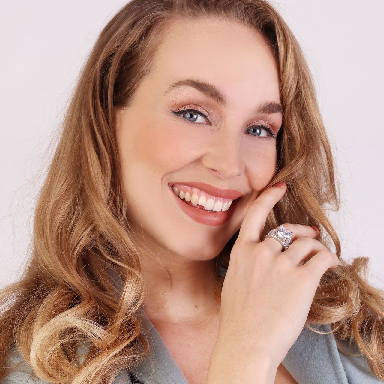 Zilveren ring breed met zirkonia