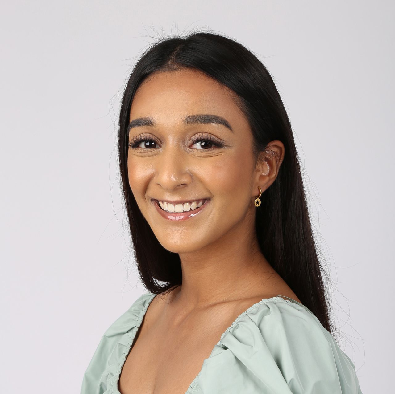 Stalen oorringen goldplated met hanger open ster