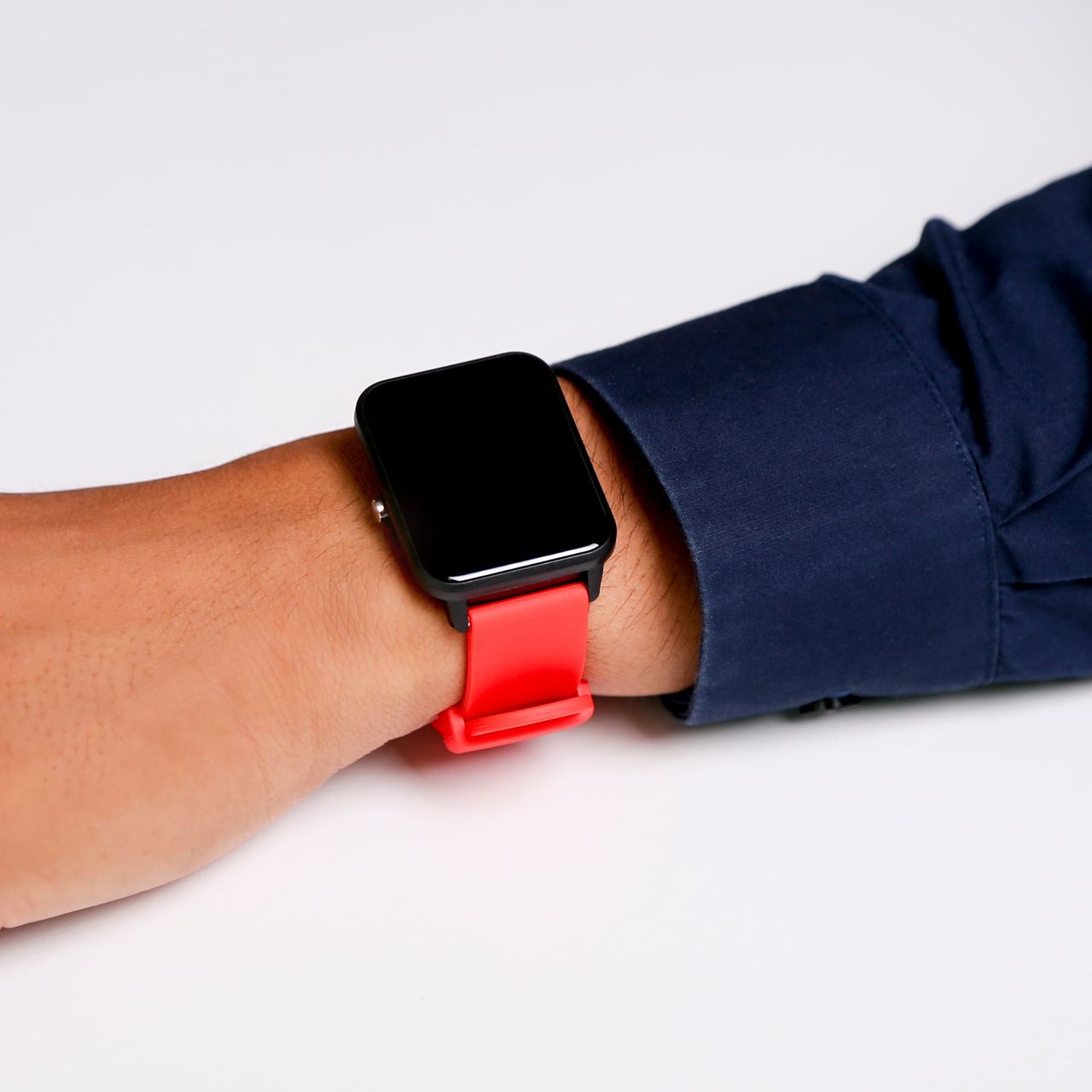 Axcent Smartwatch mit rotem Gummiarmband