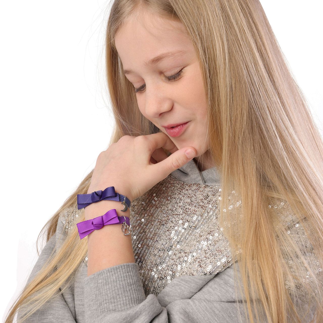 Paars kinderrekarmband met hanger pootafdruk