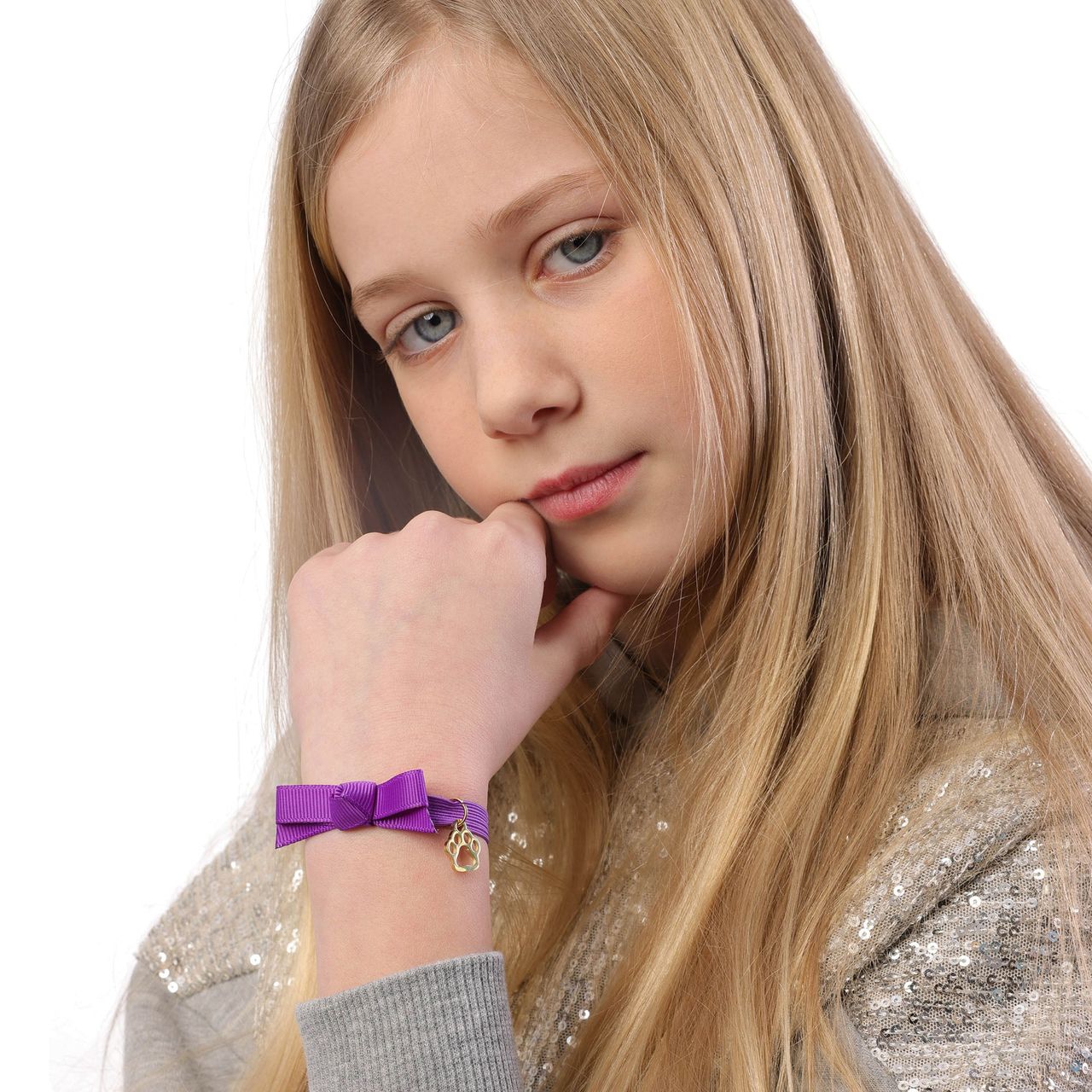 Paars kinderrekarmband met hanger pootafdruk