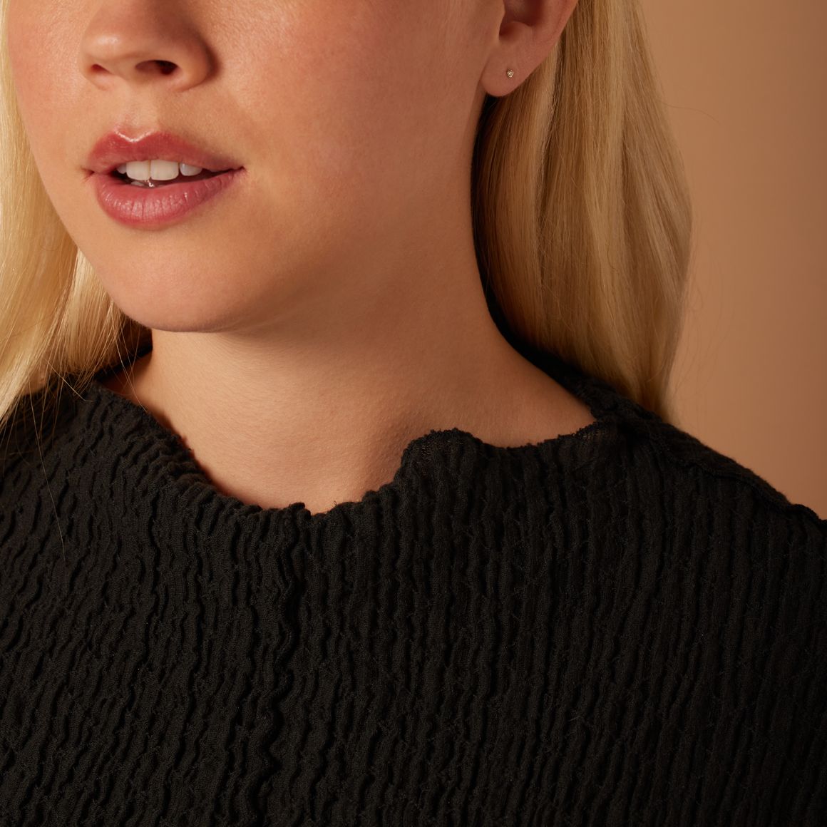 9 karaat oorknoppen met zirkonia 2mm voor dames