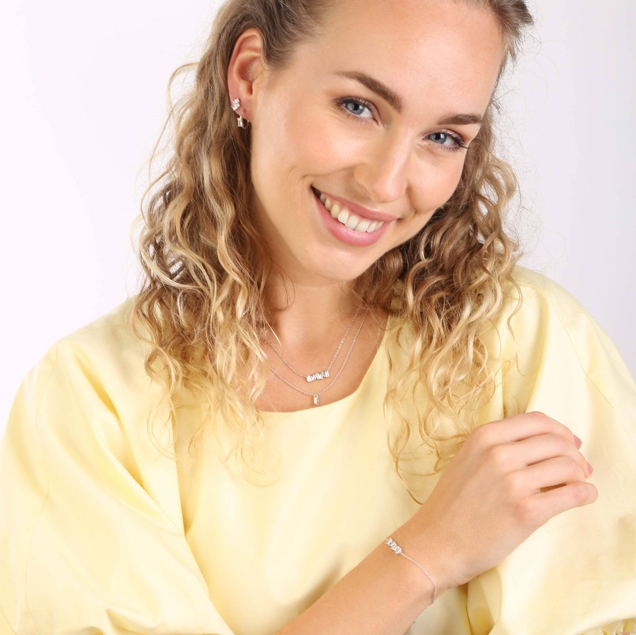 Zilveren ketting met hanger baguette
