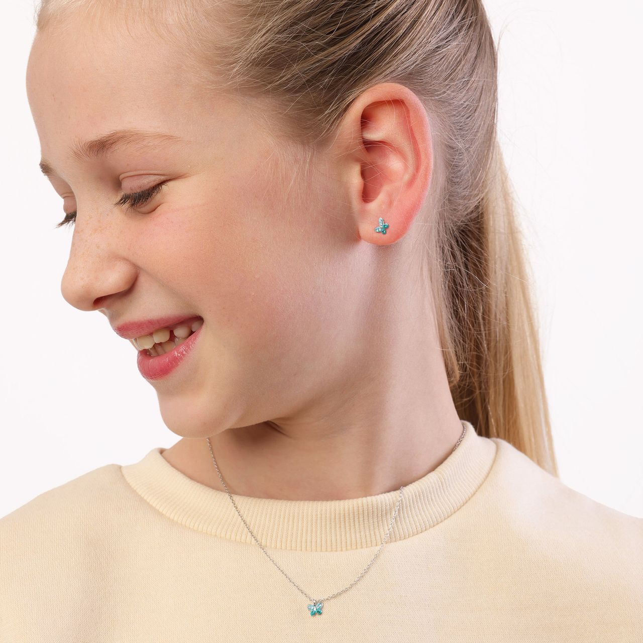 Zilveren kinderketting vlinder blauw kristal