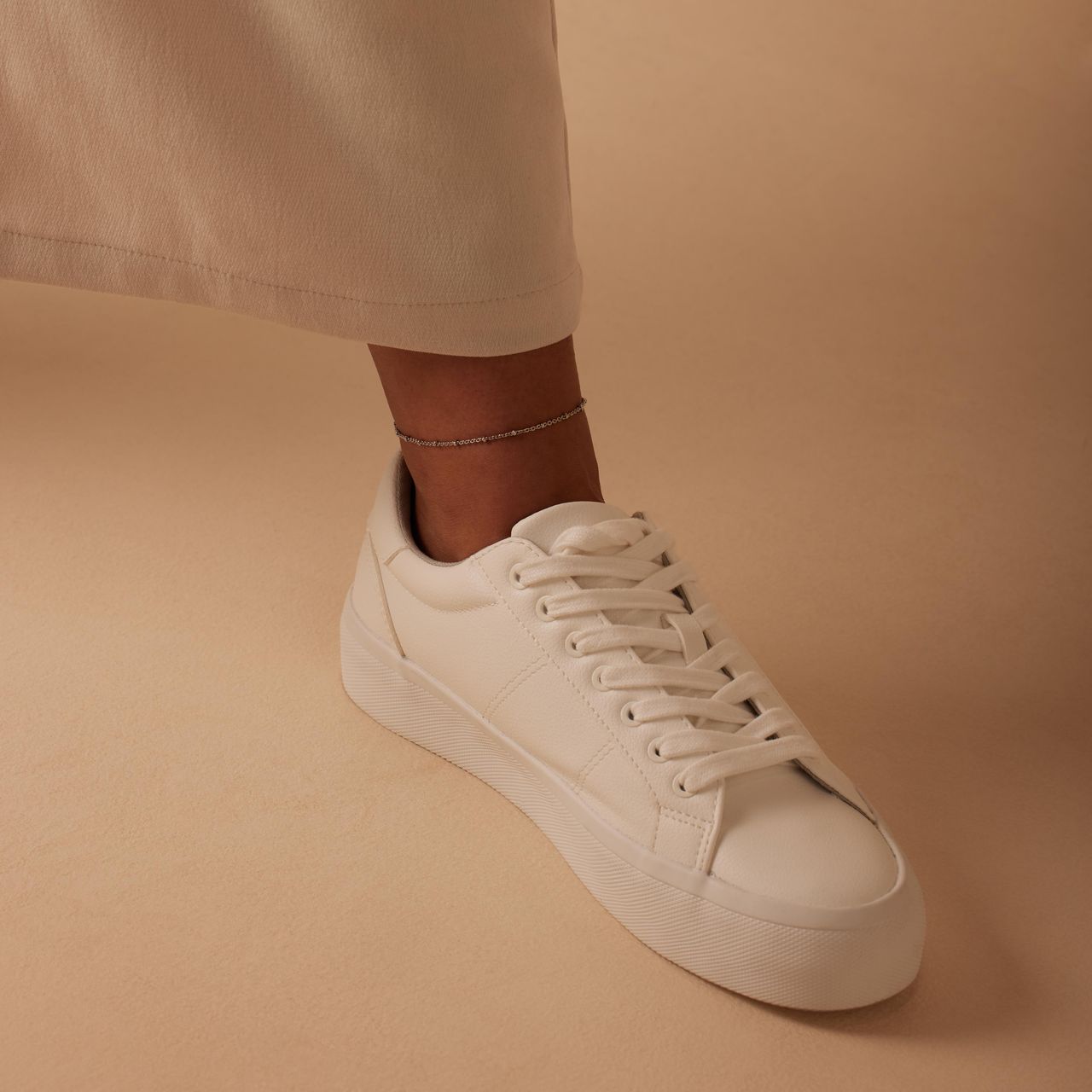 Gerecycled stainless steel enkelband saturn