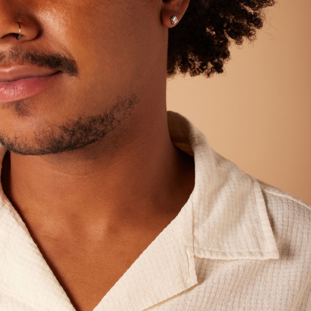 Gerecycled stainless steel oorknoppen rond met zirkonia 4mm voor heren