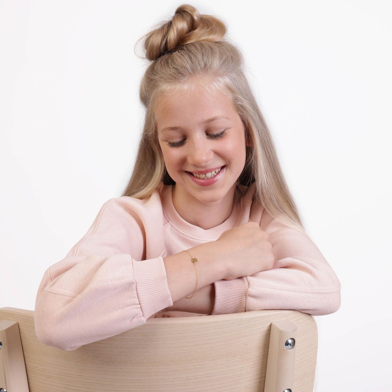Zilveren goldplated kinderarmband met hondenpoot