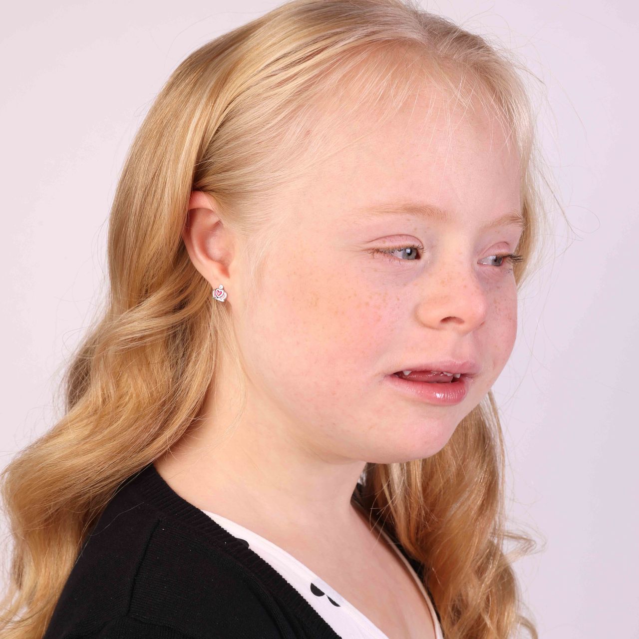 Zilveren kinderoorbellen met roze kroon & kristal