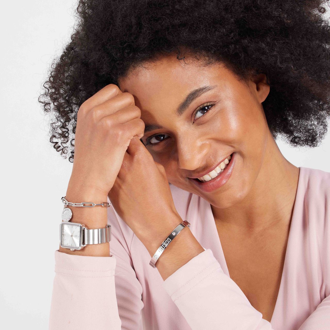 Guess stainless steel bangle armband Heart