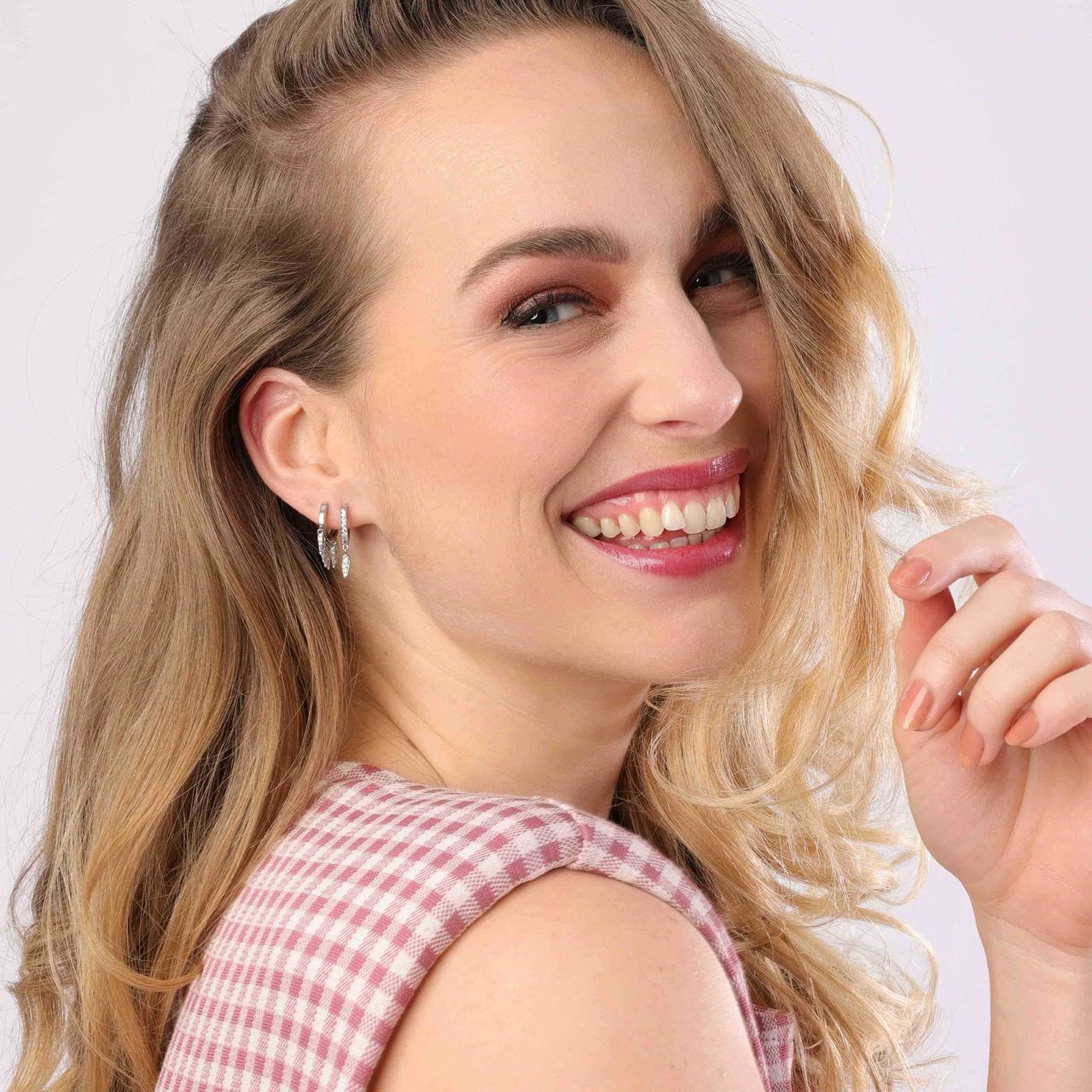 Stainless steel oorbellen met zirkonia steentjes