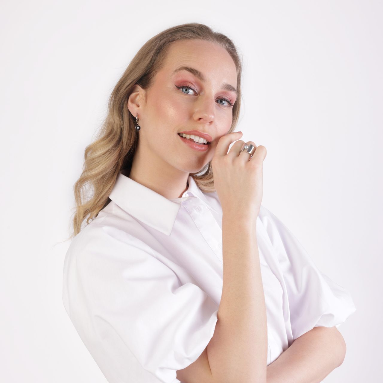 Gerecycleerd stalen ring met zirkonia steen