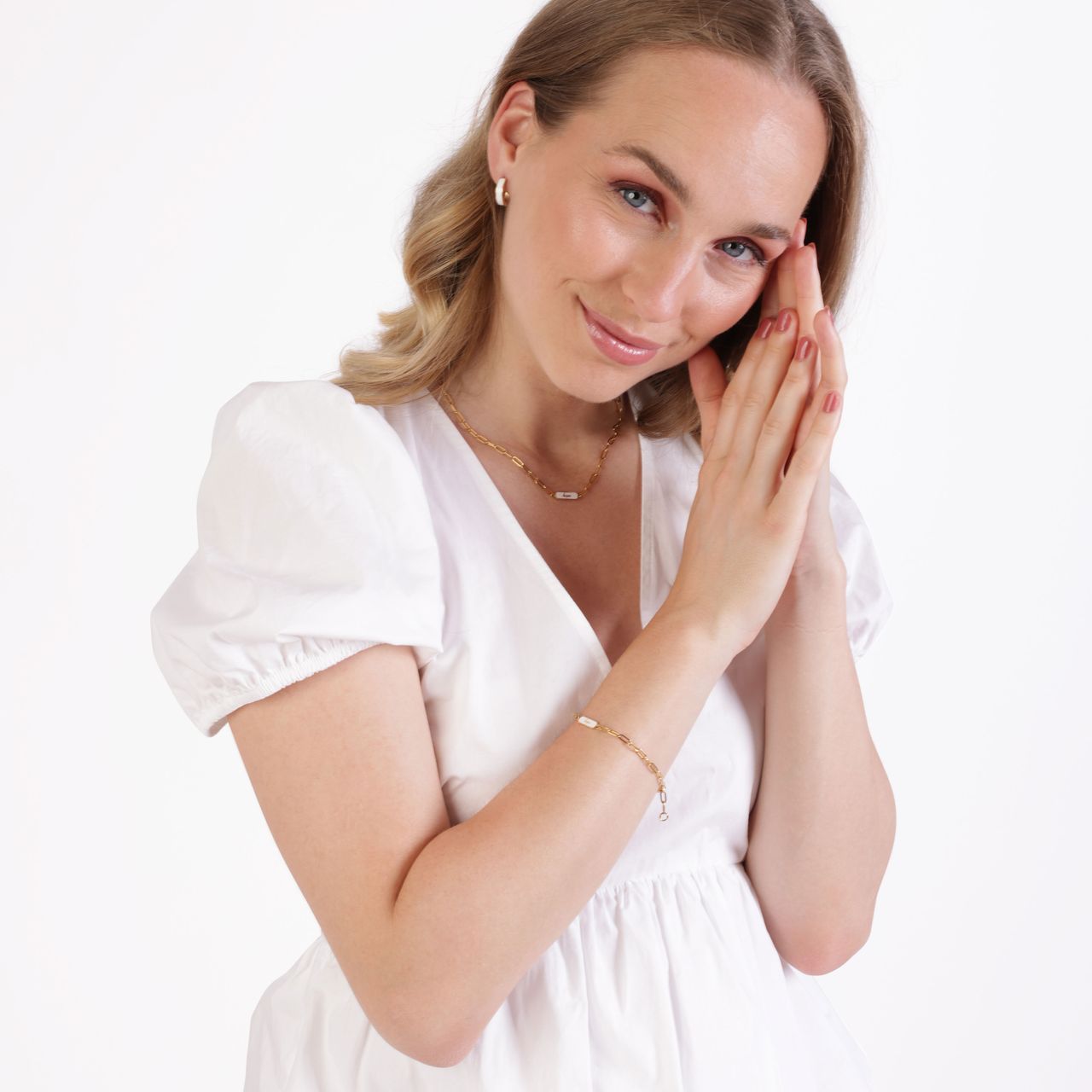 Stainless steel goldplated oorringen met emaille wit voor dames