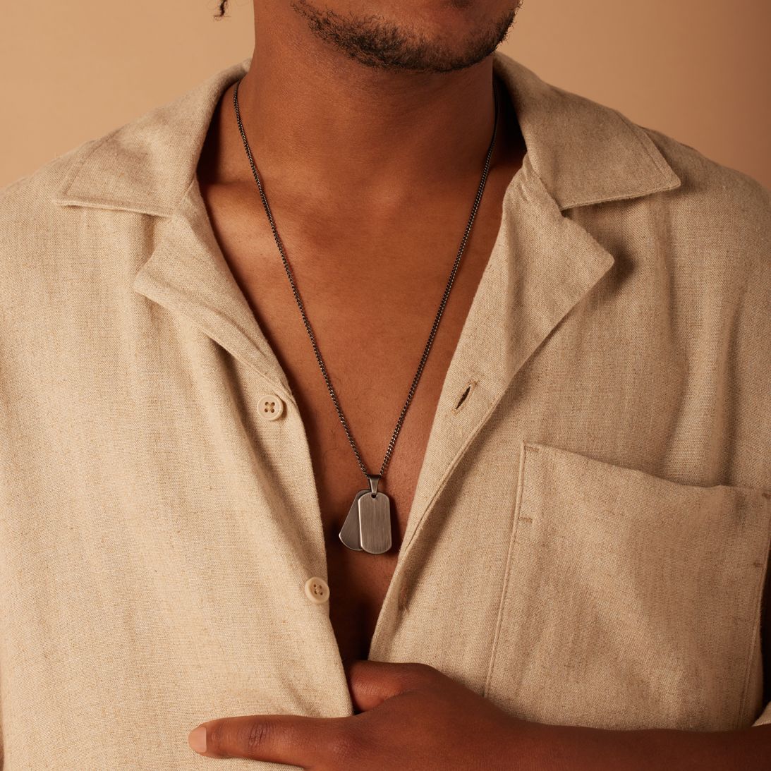 Gerecycled stainless steel herenketting met dubbele plaathanger