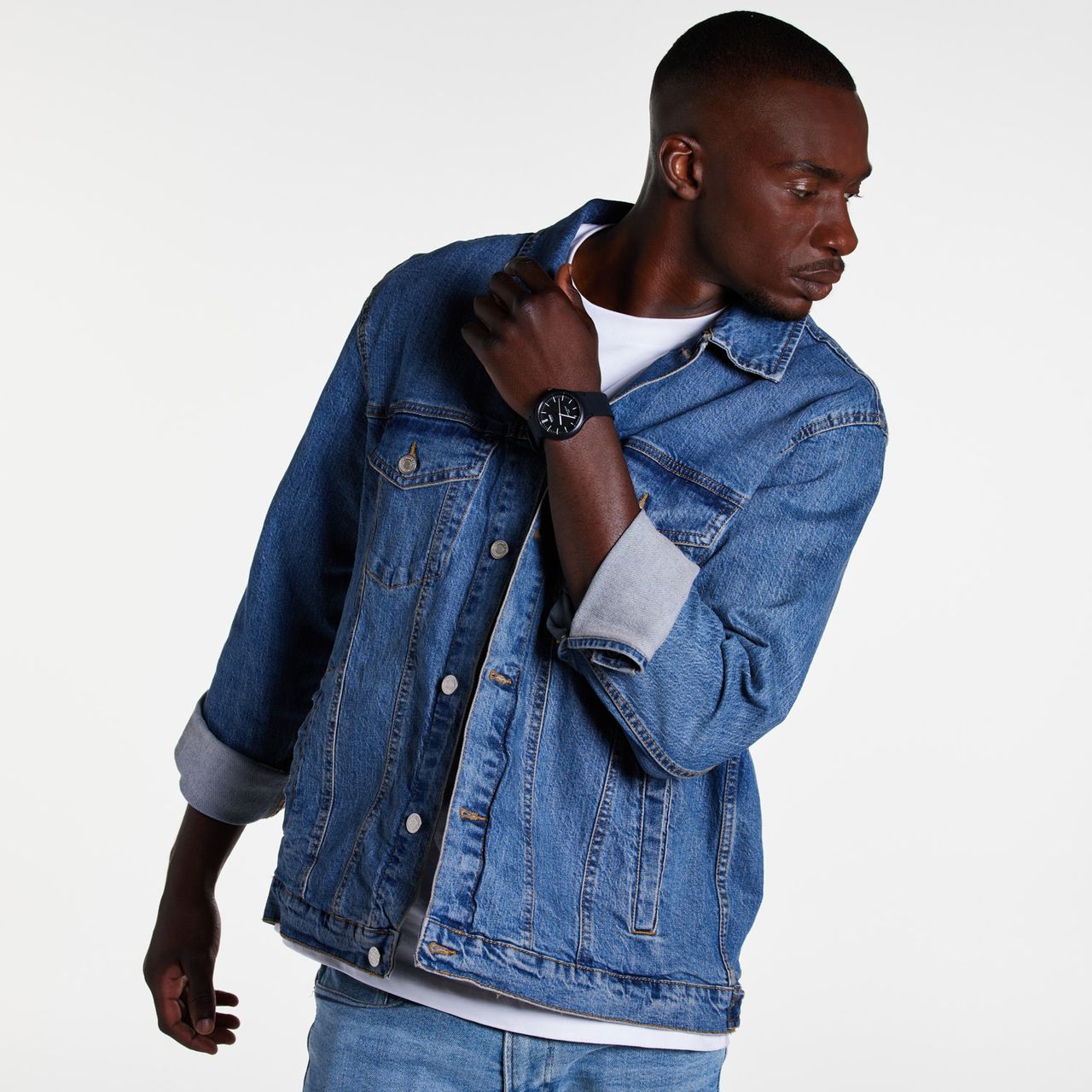 Casio Analoog Horloge Zwart MW-240-1EVEF