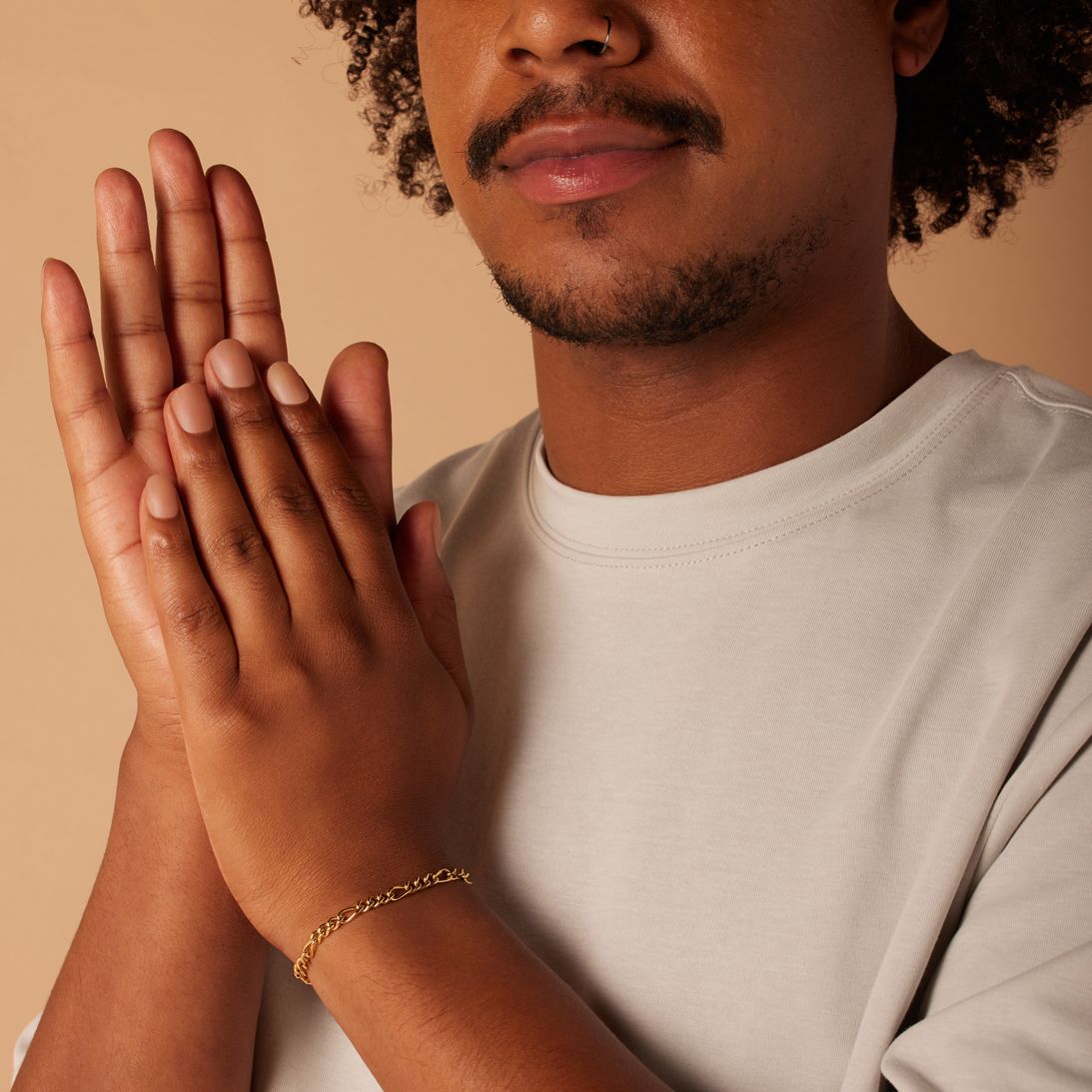 Gerecycleerd stalen goldplated armband met figaroschakel