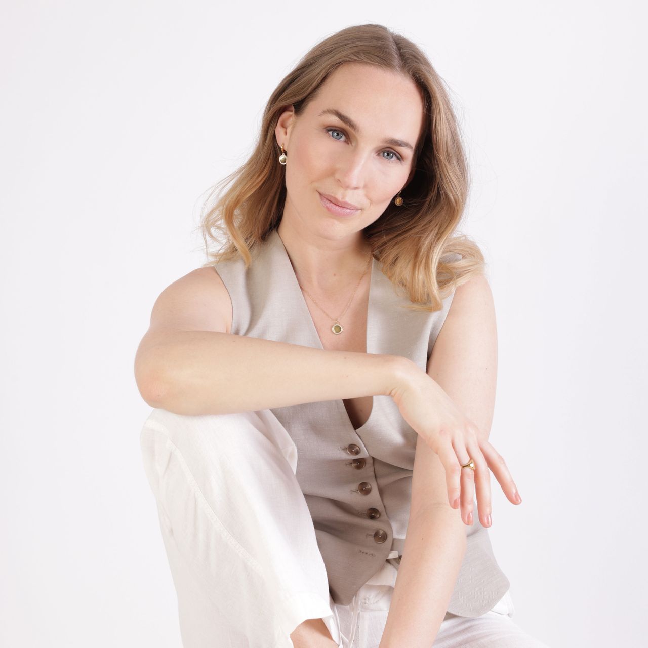 Gerecycleerd zilveren goldplated ring disc zirkonia