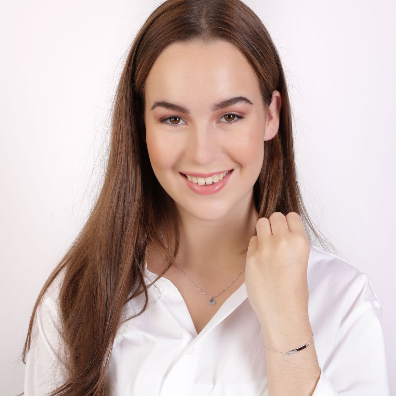 Zilveren ketting met hanger plaat rond