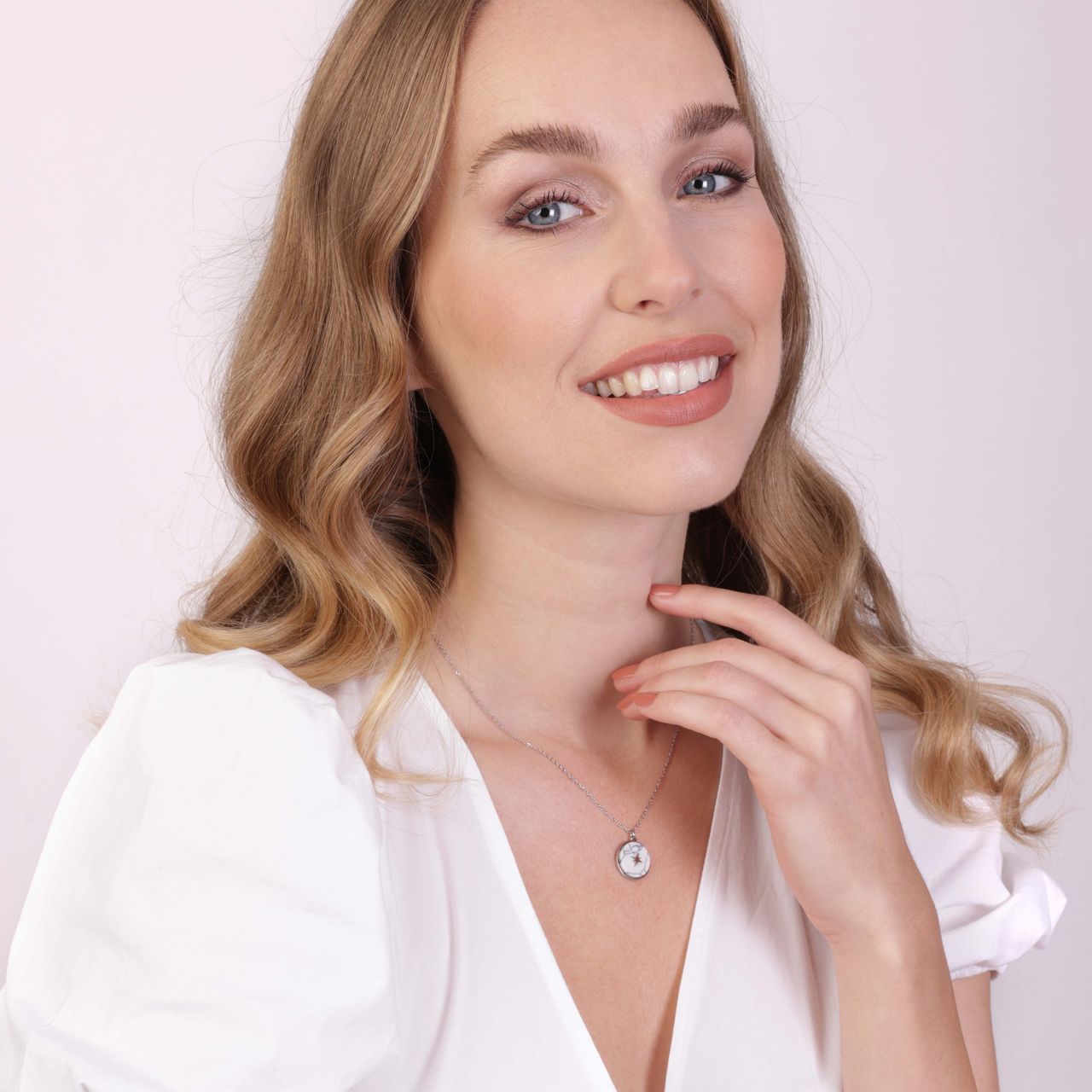 Halskette, Edelstahl, mit rundem Anhänger