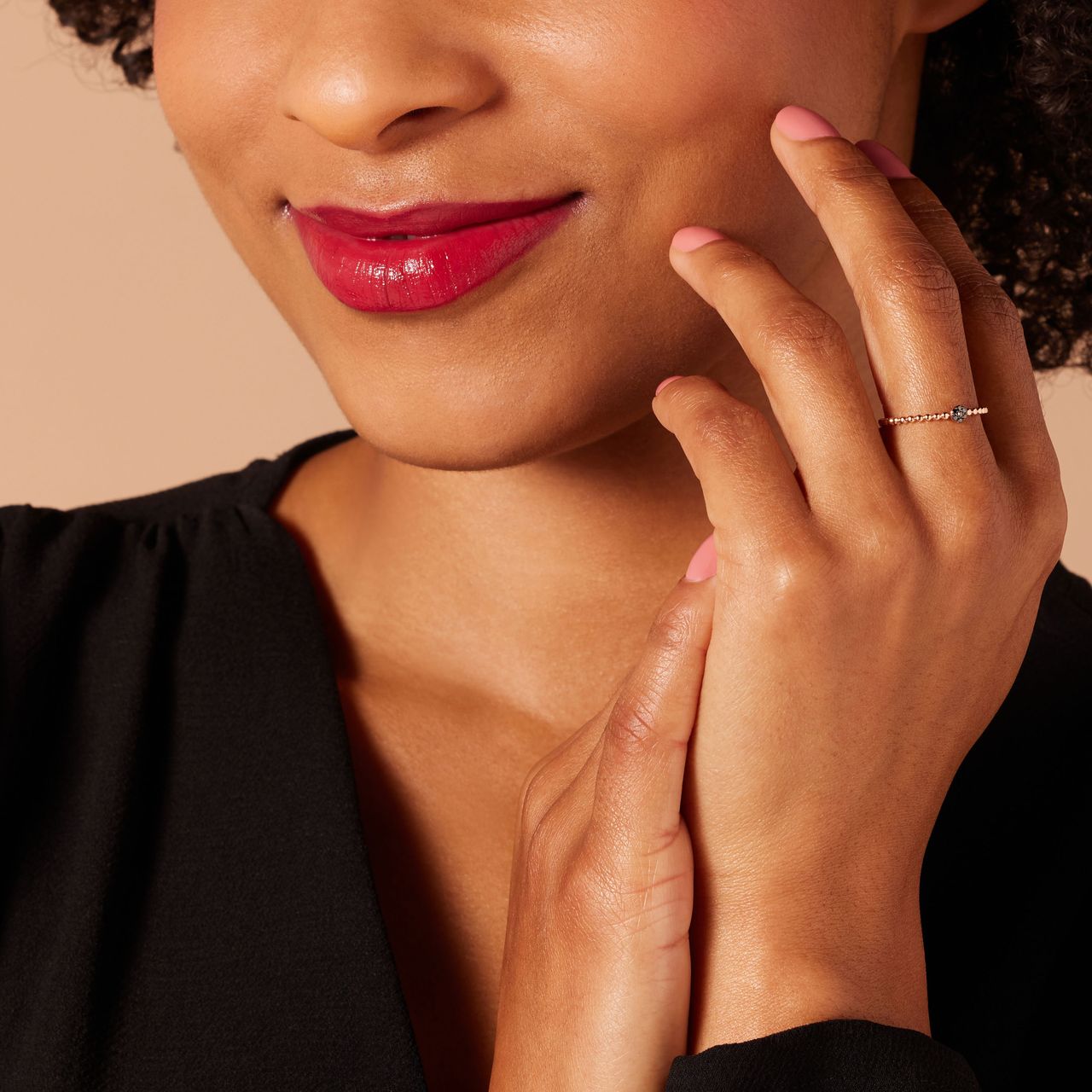 14K rosegouden ring 7 zwarte diamanten 0,025ct bol