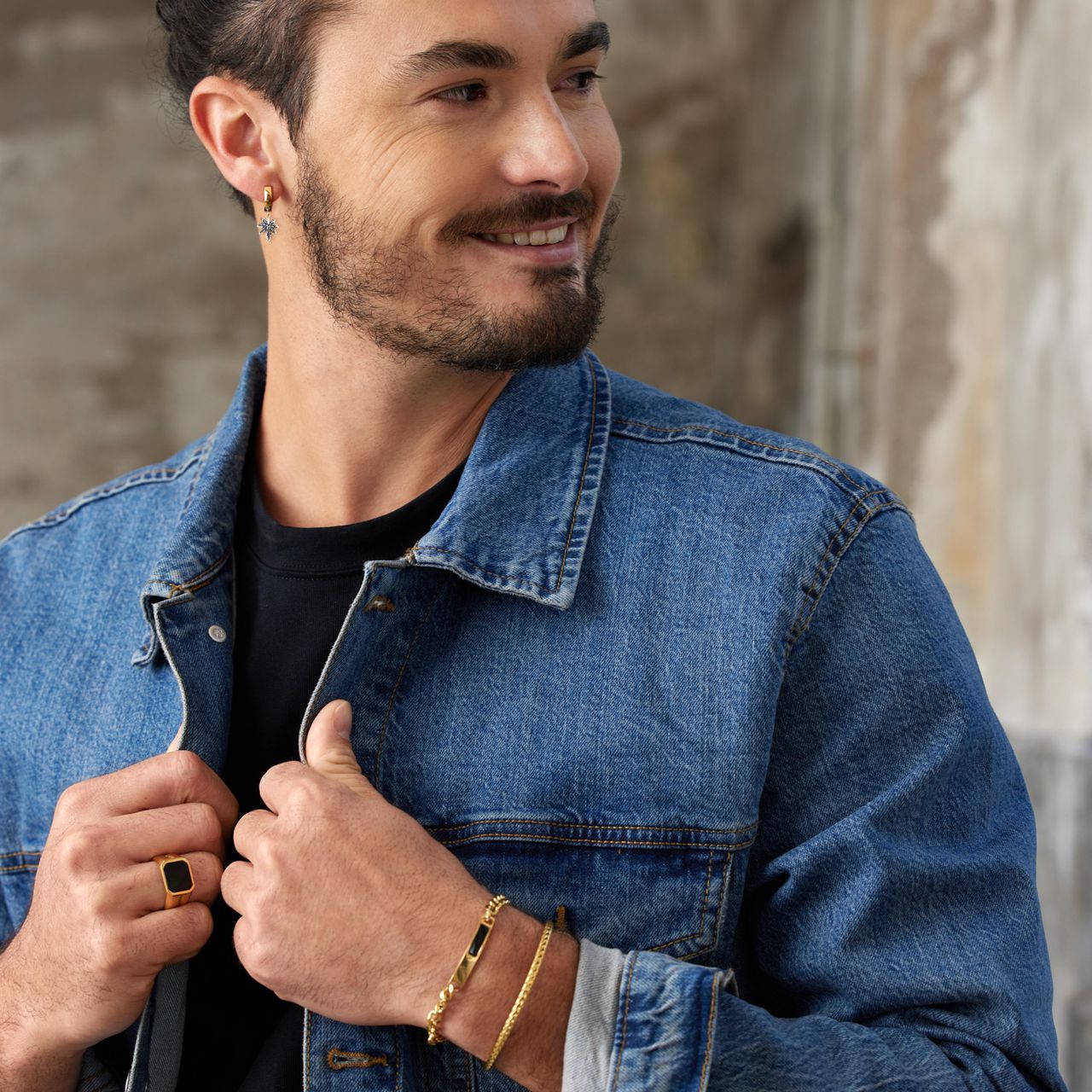 Stainless steel goldplated herenzegelring met zirkonia