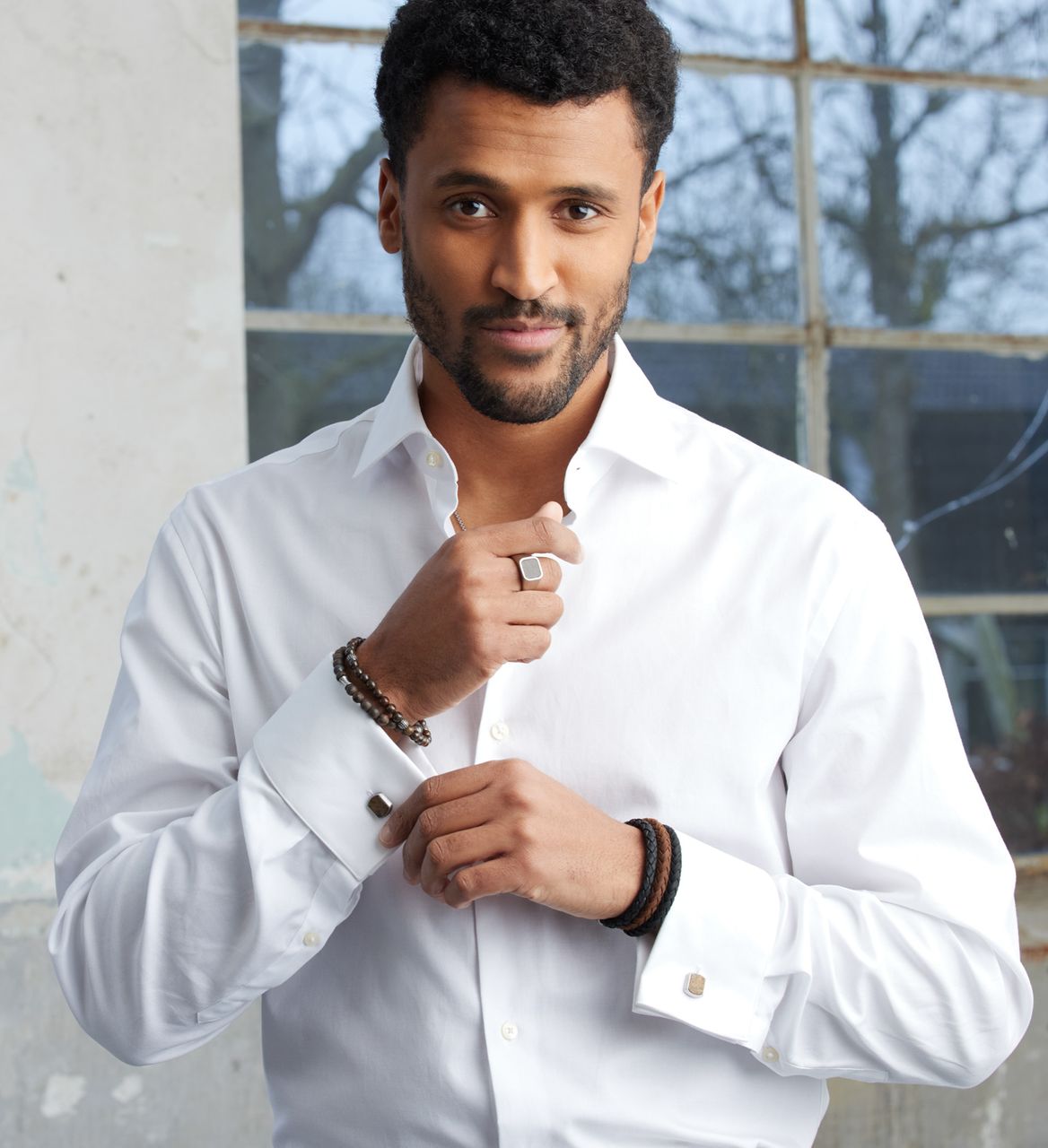 Gerecycled stainless steel heren zegelring bronzonite