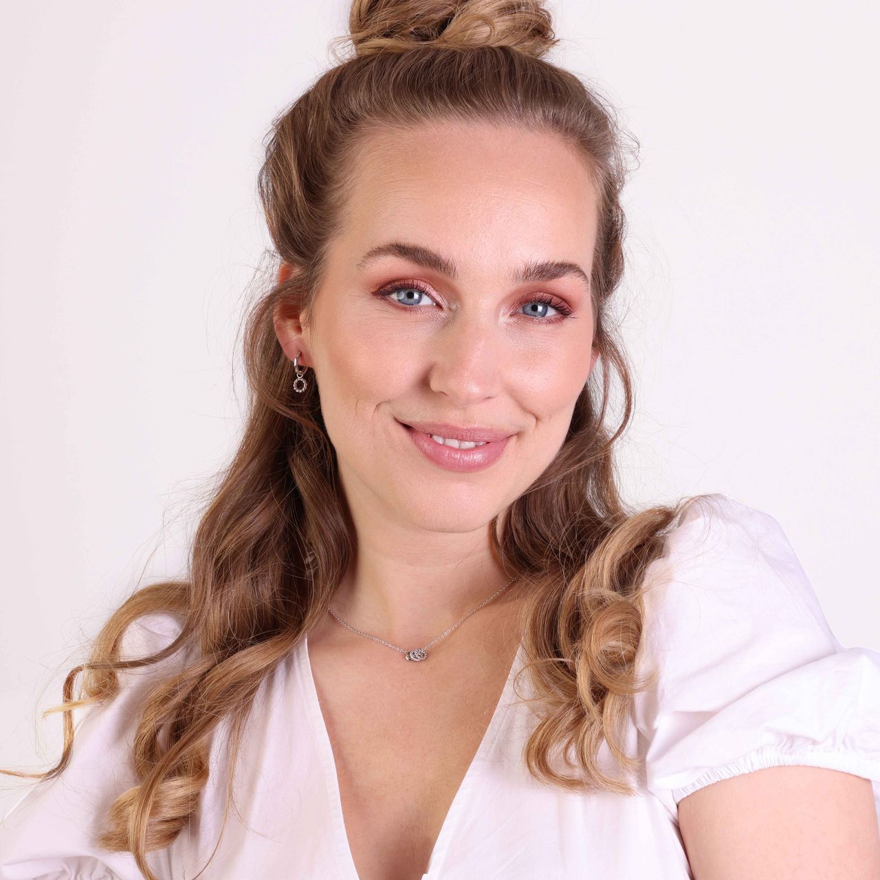 Zilveren ketting met hanger 3ring twisted