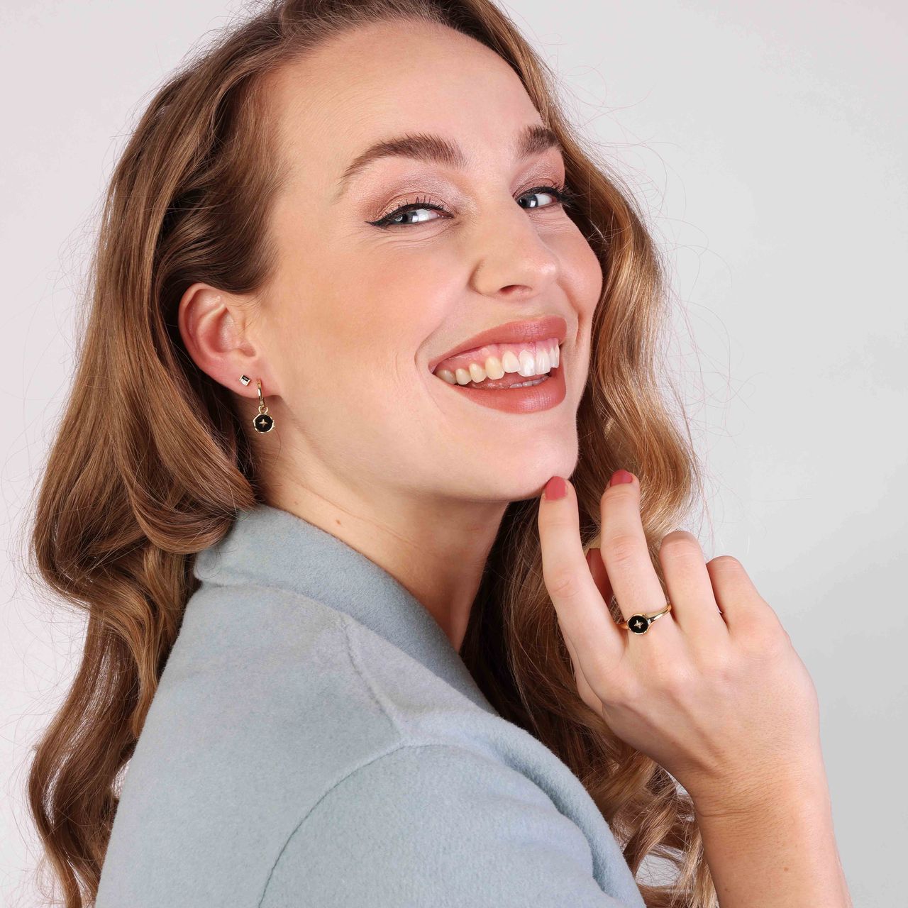 Zilveren goldplated ring met zwart agaat voor dames