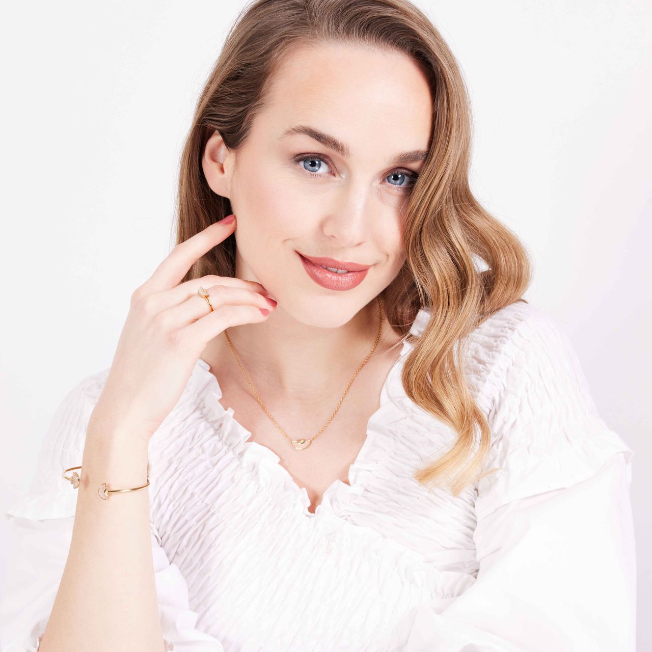 Stainless steel goldplated ring met rozenkwarts voor dames