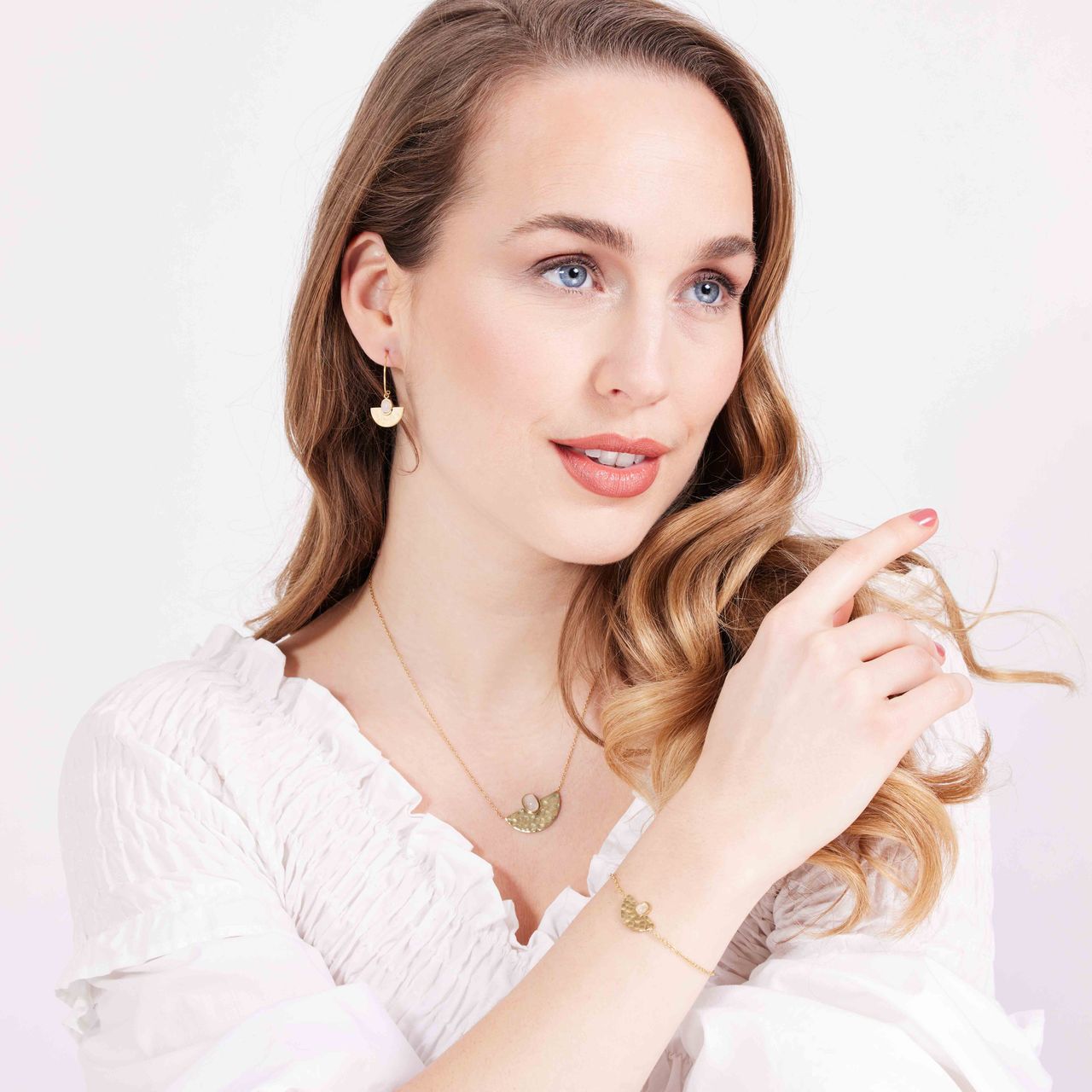 Stalen goldplated ketting met hanger met rozenkwarts voor dames