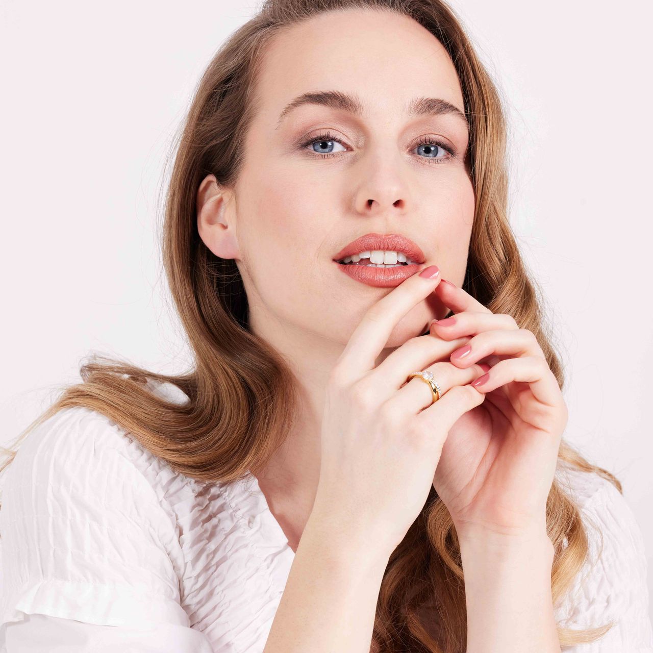 Zilveren goldplated ring met zirkonia