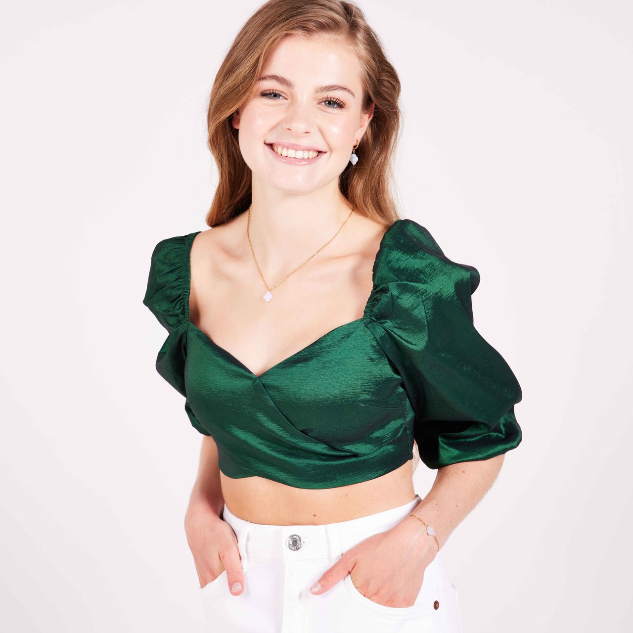 Stainless steel goldplated oorringen met hanger bloem met maansteenvoor dames