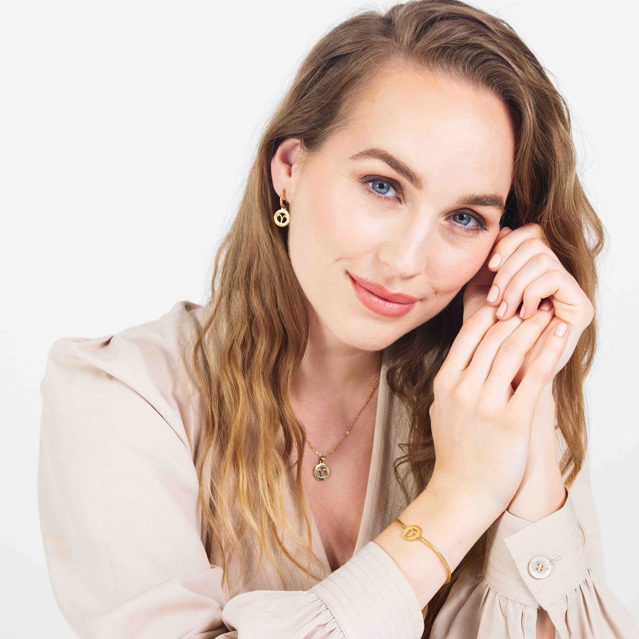 Stalen goldplated armband met sterrenbeeld ram