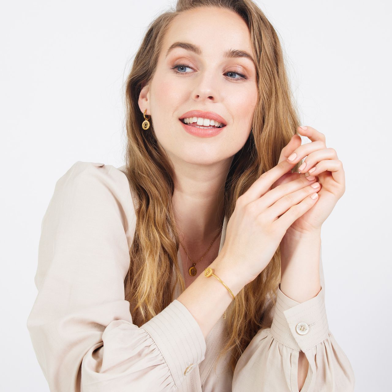 Stainless steel goldplated fantasiearmband met sterrenbeeld Weegschaal voor dames