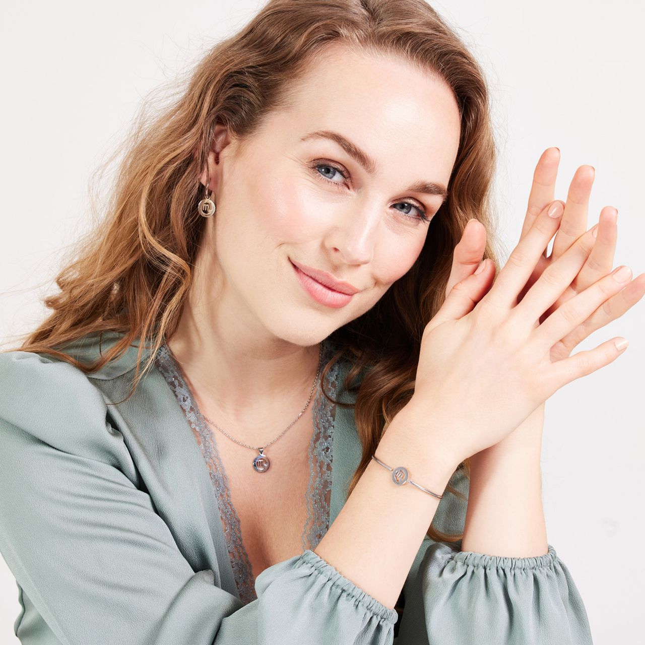 Stainless steel oorbellen met sterrenbeeld schorpioen | Lucardi-BE