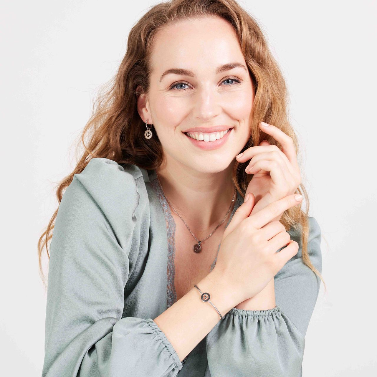 Stainless steel oorbellen met sterrenbeeld vissen