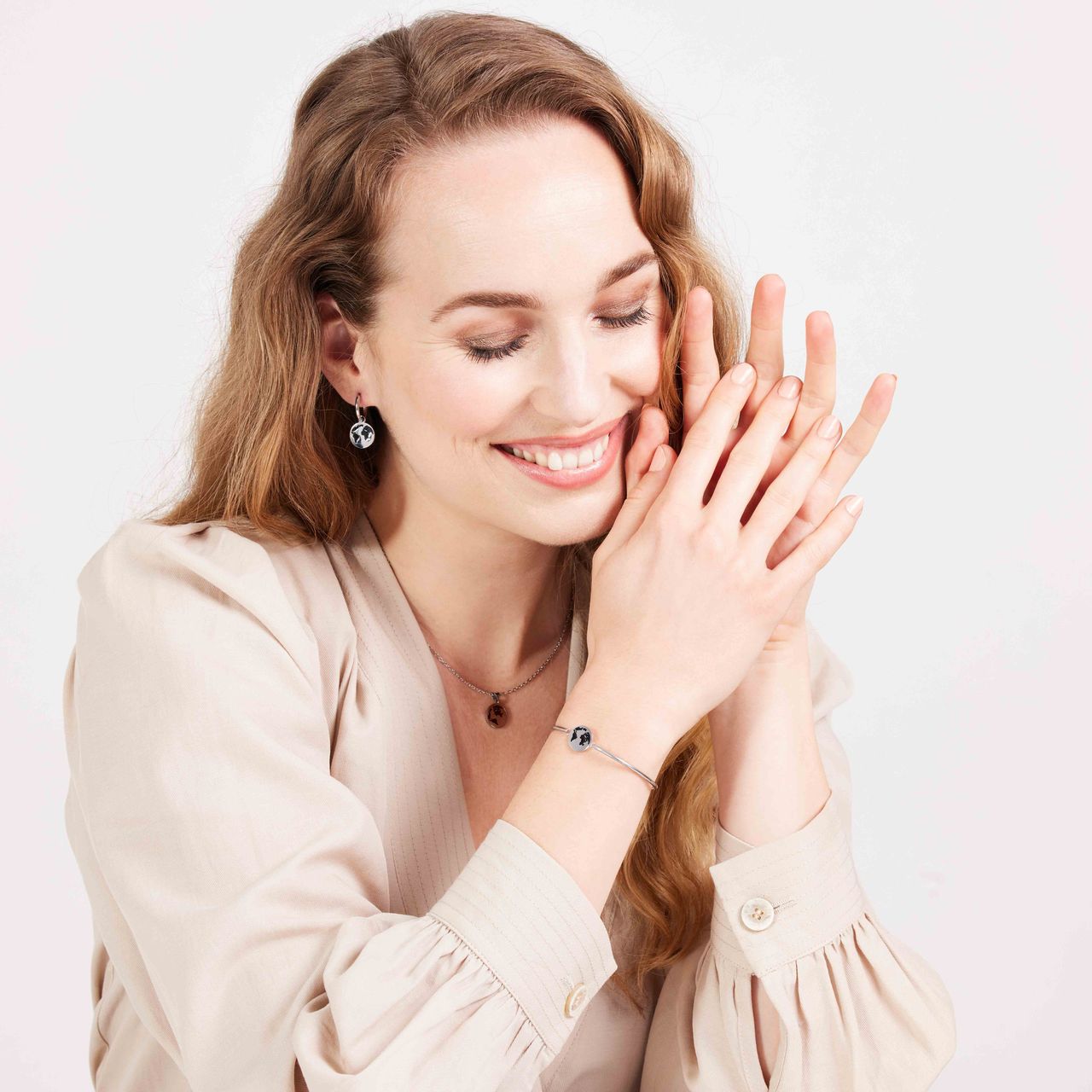 LivLiv stainless steel ketting met hanger wereldbol voor dames