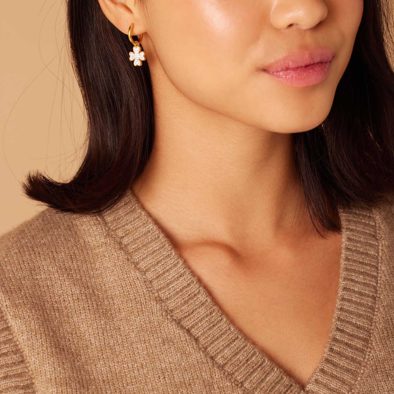 Stainless steel goldplated oorringen met hanger klaver met kristal voor dames