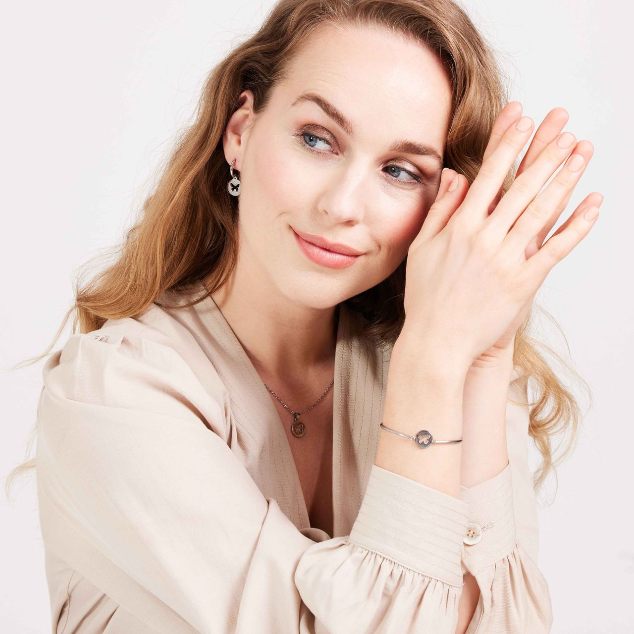 LivLiv stainless steel oorringen met vlinder voor dames