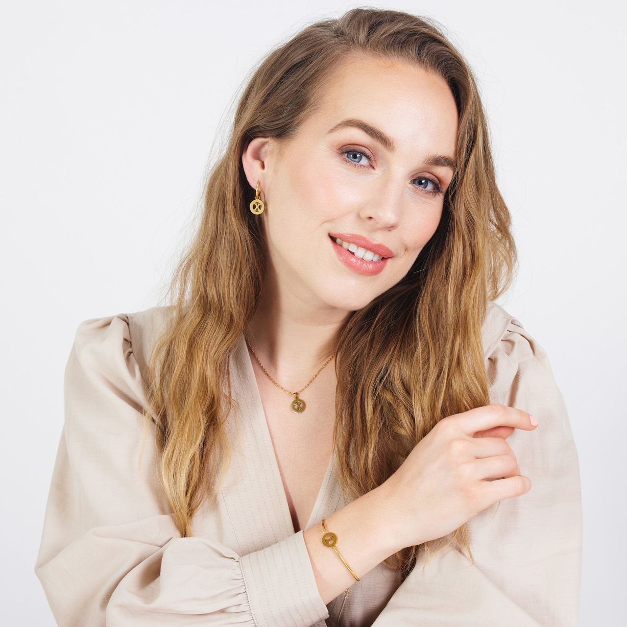 Stainless steel goldplated ketting met letterhanger X voor dames