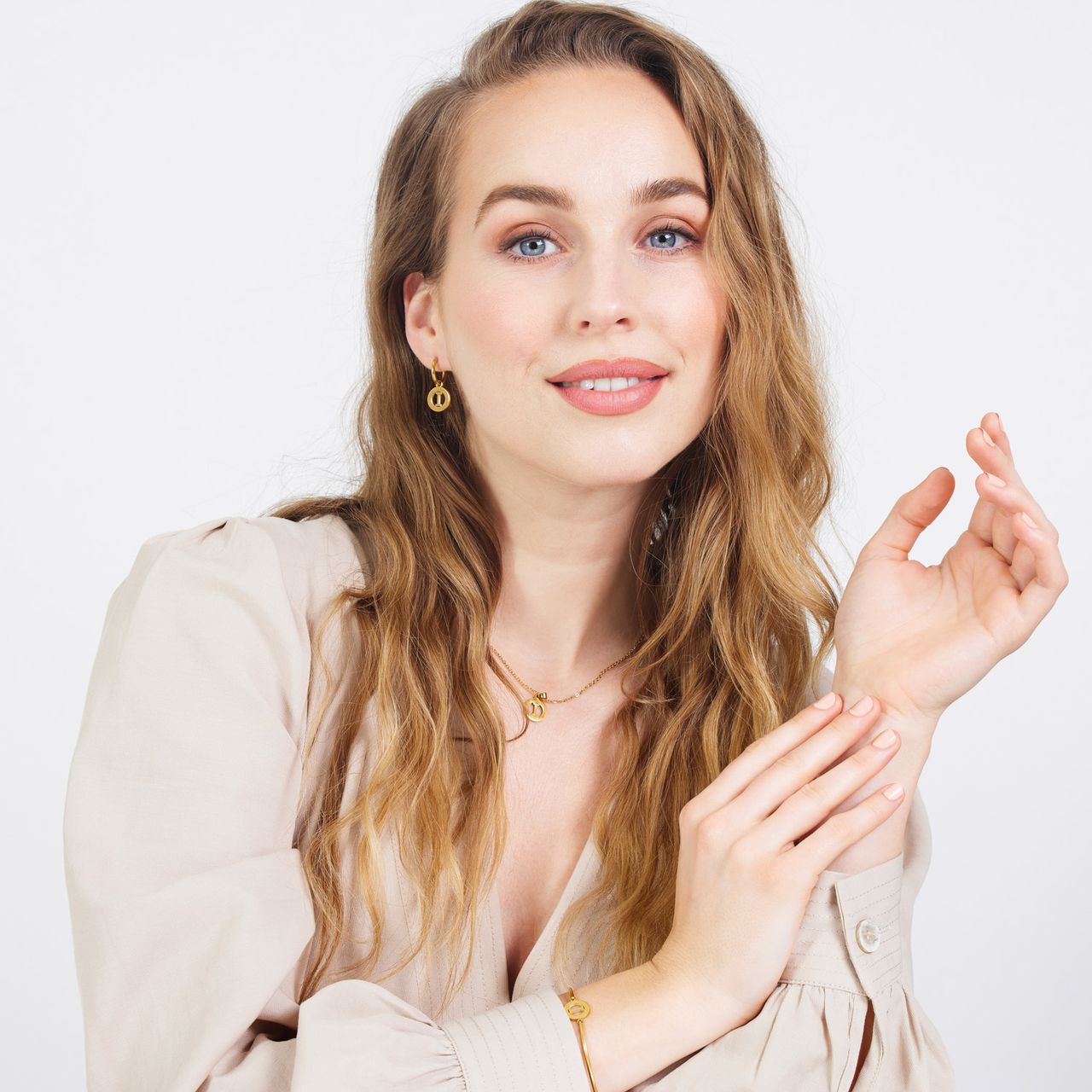 Stainless steel goldplated ketting met letterhanger I voor dames