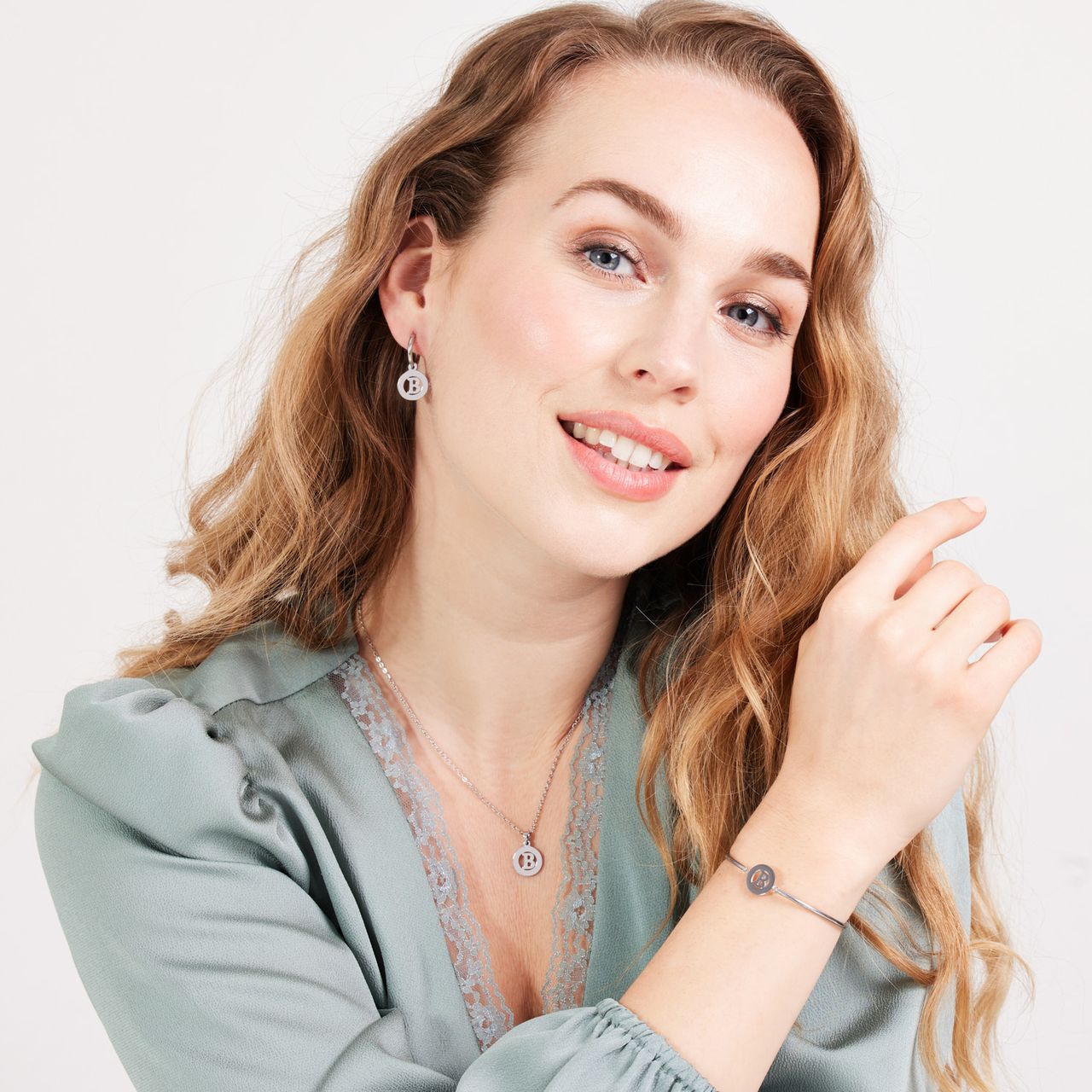 Stalen ketting met letter - B